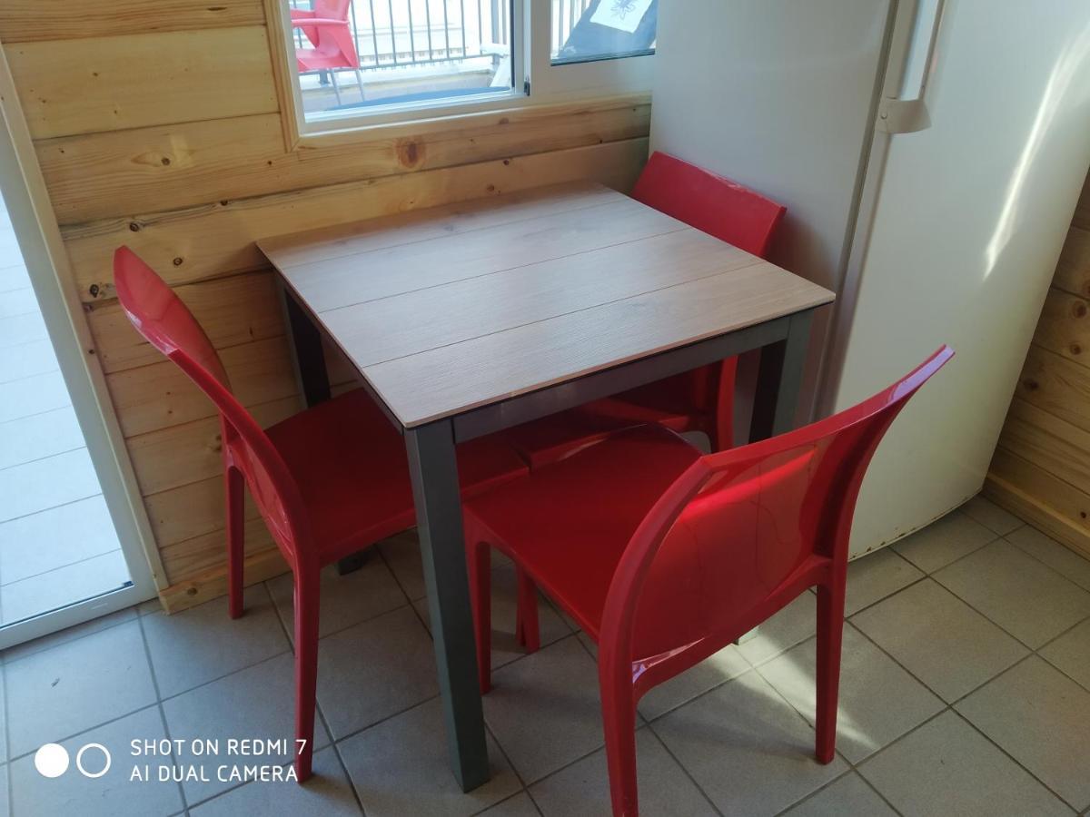 Habitacion Familiar En Un Atico Con Gran Terraza Y,Cocina ,En La Playa Бурріана Екстер'єр фото