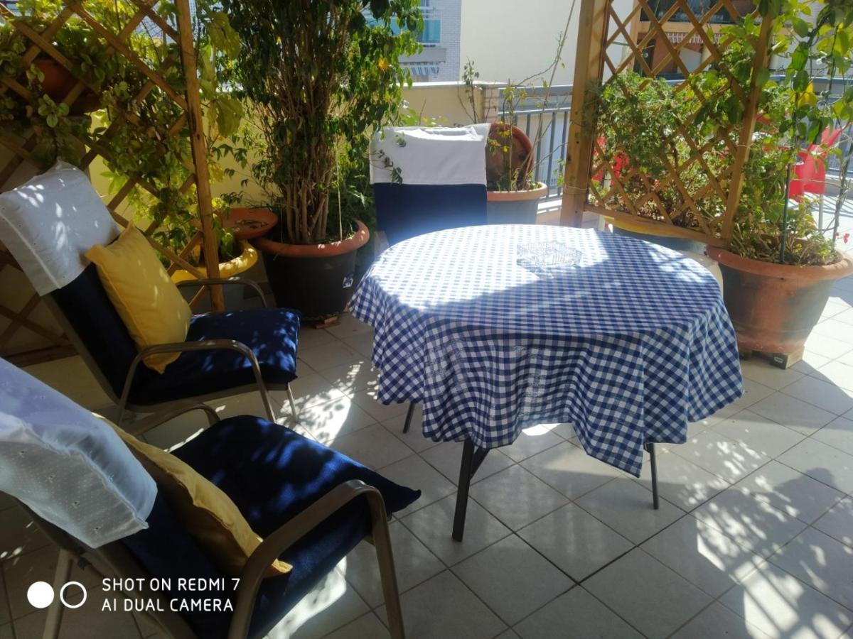 Habitacion Familiar En Un Atico Con Gran Terraza Y,Cocina ,En La Playa Бурріана Екстер'єр фото